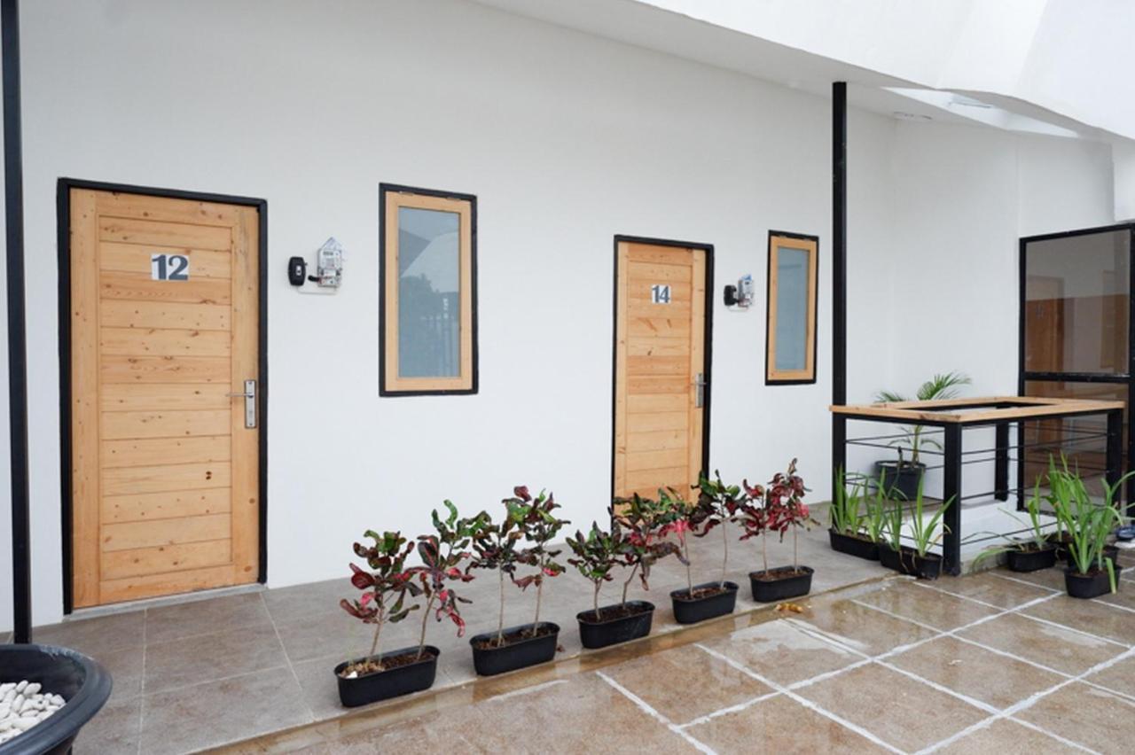 Reddoorz @ Demangan Sari Residence Pakualaman Dış mekan fotoğraf